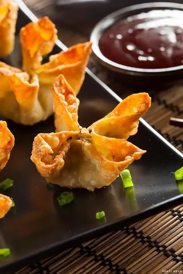 Cream Cheese Wonton (8) 芝士云吞